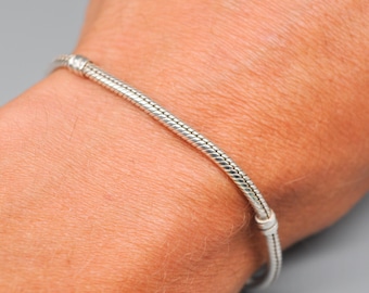 Bracelet à breloques classique en argent sterling 925 Pandora ALE. Longueur : 20 cm/7,8 pouces.