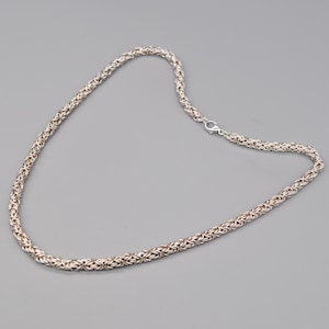 Vintage Handmade 925 Sterling Silver Byzantine Chain. Length 45 cm / 17.7 inch.