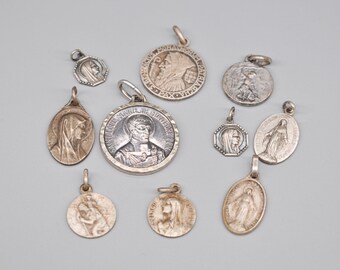 Medallas religiosas francesas vintage. Conjunto de 10.