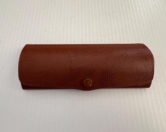 Gafas vintage con montura de alambre dorado