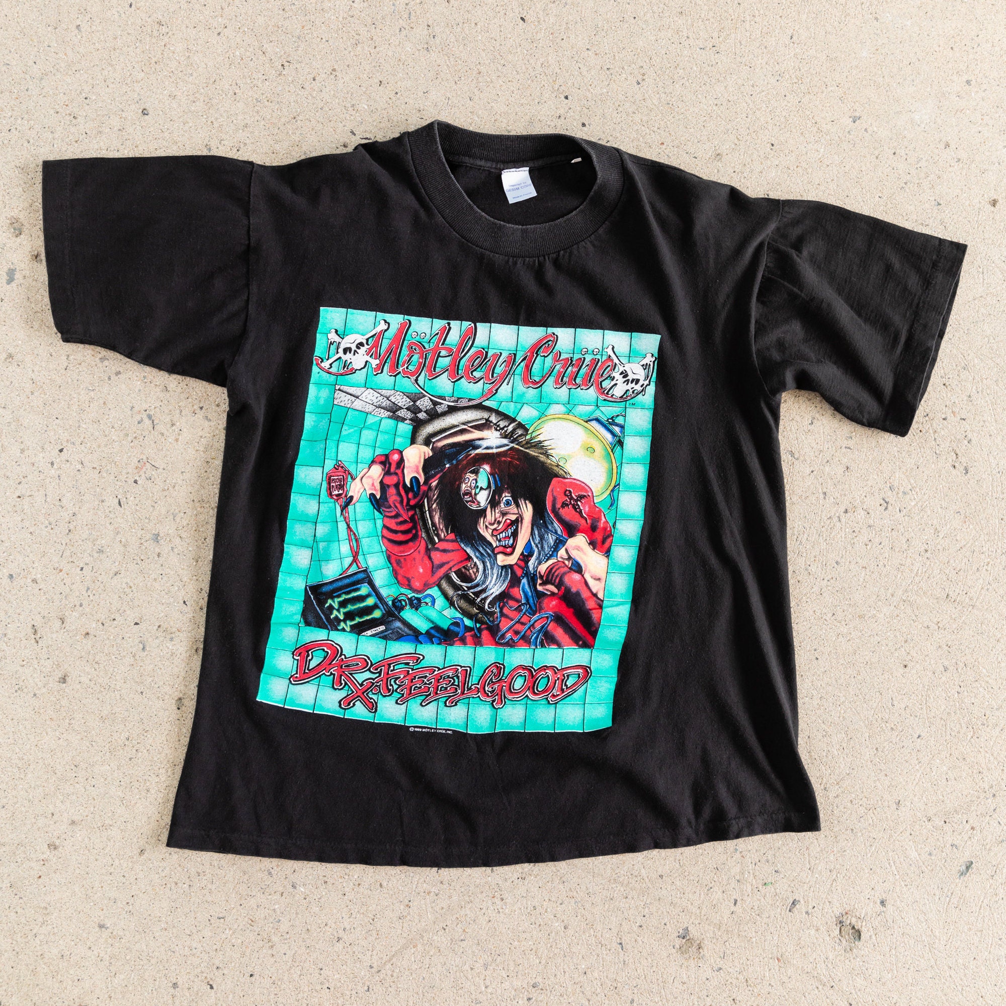 motley crue t shirt canada