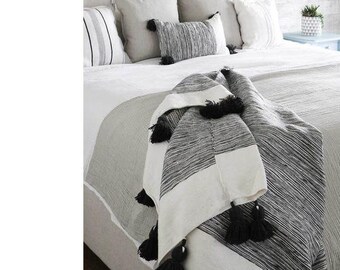 COZY HANDMADE BLANKET – Pom Pom Throw Blanket – Moroccan Tassel Blanket – Organic Bedroom Blanket – Gift Blanket