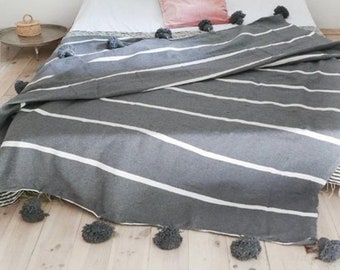 TASSEL THROW BLANKET - Woven Blanket - Weighted Blanket - Handmade Pom Blanket - Birthday Gift For Mom - Comfy Blanket – Bedroom Décor Gift