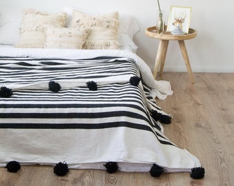 COZY THROW BLANKET - White / Black Blanket - Moroccan Throw Cute Soft Modern Blanket - Blanket Wedding Gifts - Pom Pom Blanket With Tassels