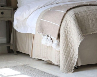 BERBER BLANKET - POM Pom Blanket - Moroccan Tassel Throw Warm Blanket - Sofa Throw Cotton Blanket - New Home Gift - Beige/White  Blanket
