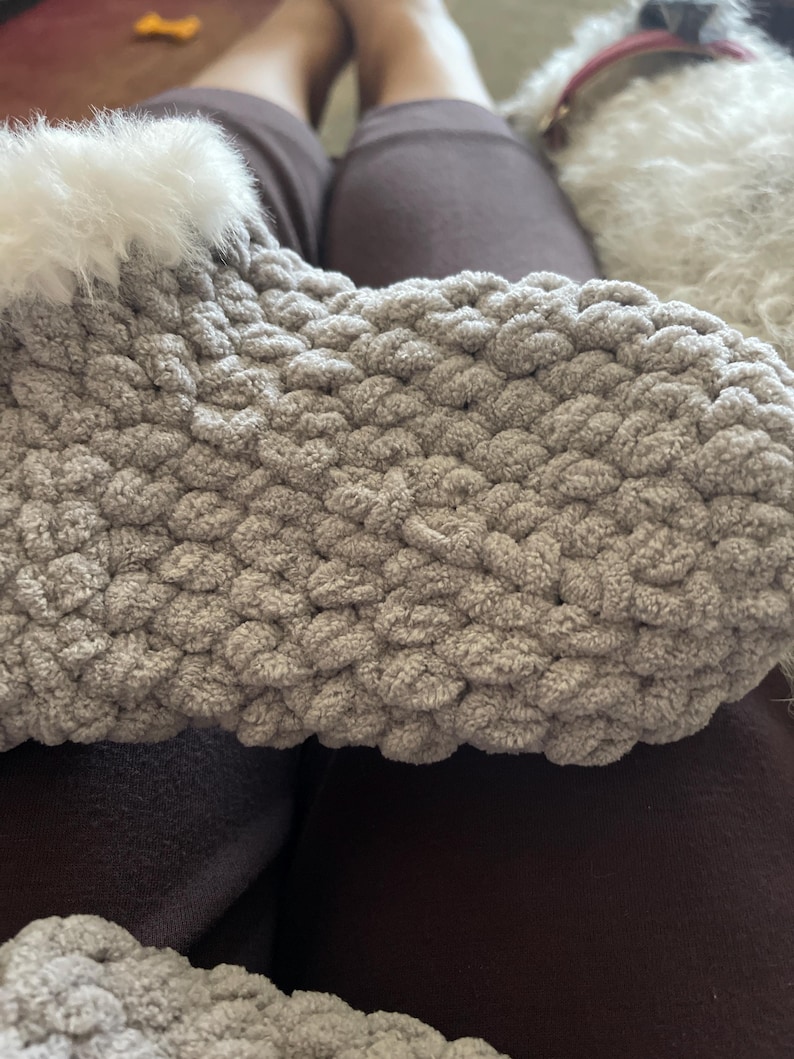 Most comfortable slipper- socks ever medium light gray