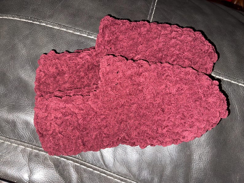 Most comfortable slipper- socks ever medium maroon no fur