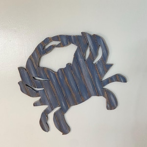 Crab wall hanging, crab decor, beach decor, blue crab wall decoration, sea creatures, distressed wood wall hanging, handmade wooden crab