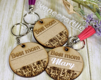 Custom Engraved Keychain, Mothers Day Gift, Best Mom Ever Keychain, SteP Mom Gift, Personalized Wood Keychain, Gift for Mom, Gifts for her.