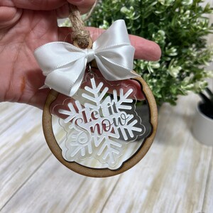 Weihnachtsschmuck. Holz und Acryl Ornament. Weihnachtsbaum Ornament. Holz Ornament. Weihnachtsbaum Ornament. Kundenspezifische Weihnachtsverzierung