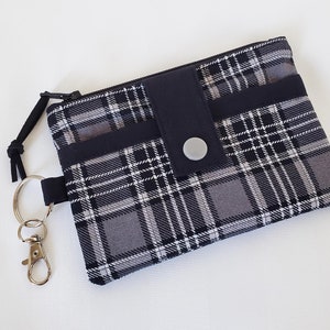 Petite pochette, porte-monnaie, porte-carte, porte-clés, à deux compartiments, en coton 100% , carreauté noir, gris et blanc