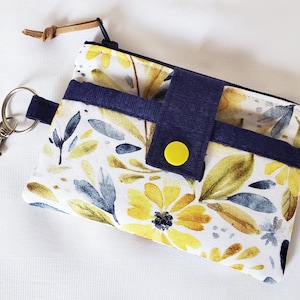 Petite pochette, porte-monnaie, porte-carte, porte-clés, à deux compartiments, en coton 100% , Dear Stella, Meant to Bee, Clara Jean Designs