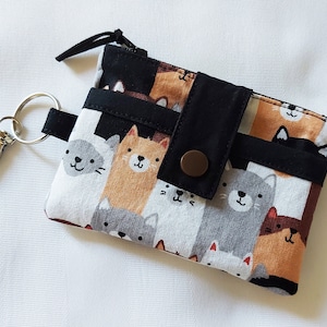 Petite pochette, porte-monnaie, porte-carte, porte-clés, à deux compartiments, en coton 100% , petits chats