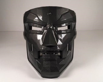 ドクター・ドゥームマスク：メタリックガンメタルバージョン