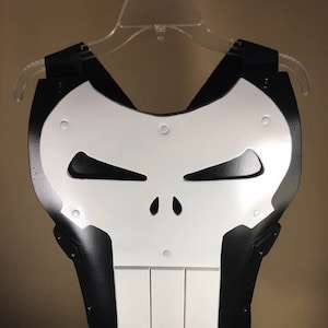 Punisher Chest Armor: White Skull, Jim Lee/Thunderbolts Style