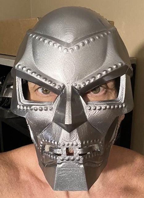 RDJ ドクター・ドゥーム マスク：メタリックシルバー、アベンジャーズ