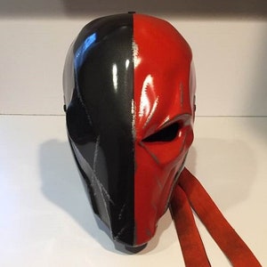 Deathstroke helmet mask and backplate. Cosplay Costume.