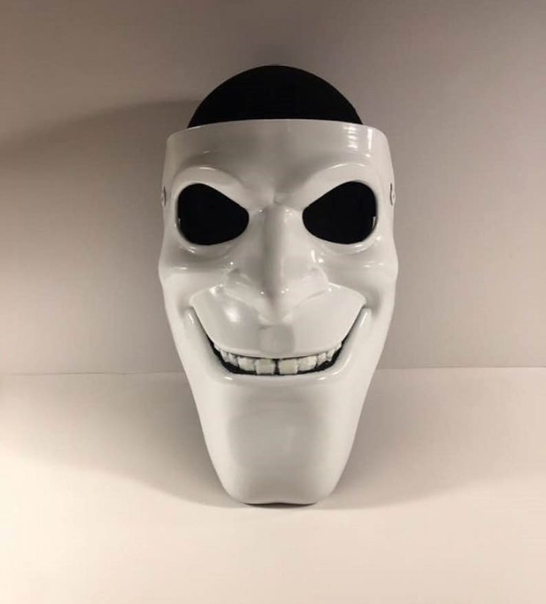 We Happy Few Bobby shops mask