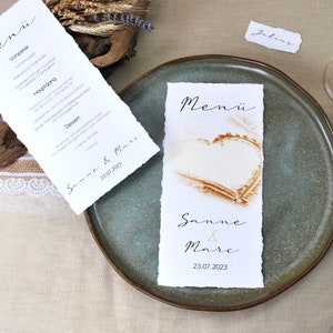 Scheda menu matrimonio cuore di sabbia / bordo strappato / cartone strutturato per acquerello / motivo cuore in sabbia / calligrafia / minimalista / marittimo