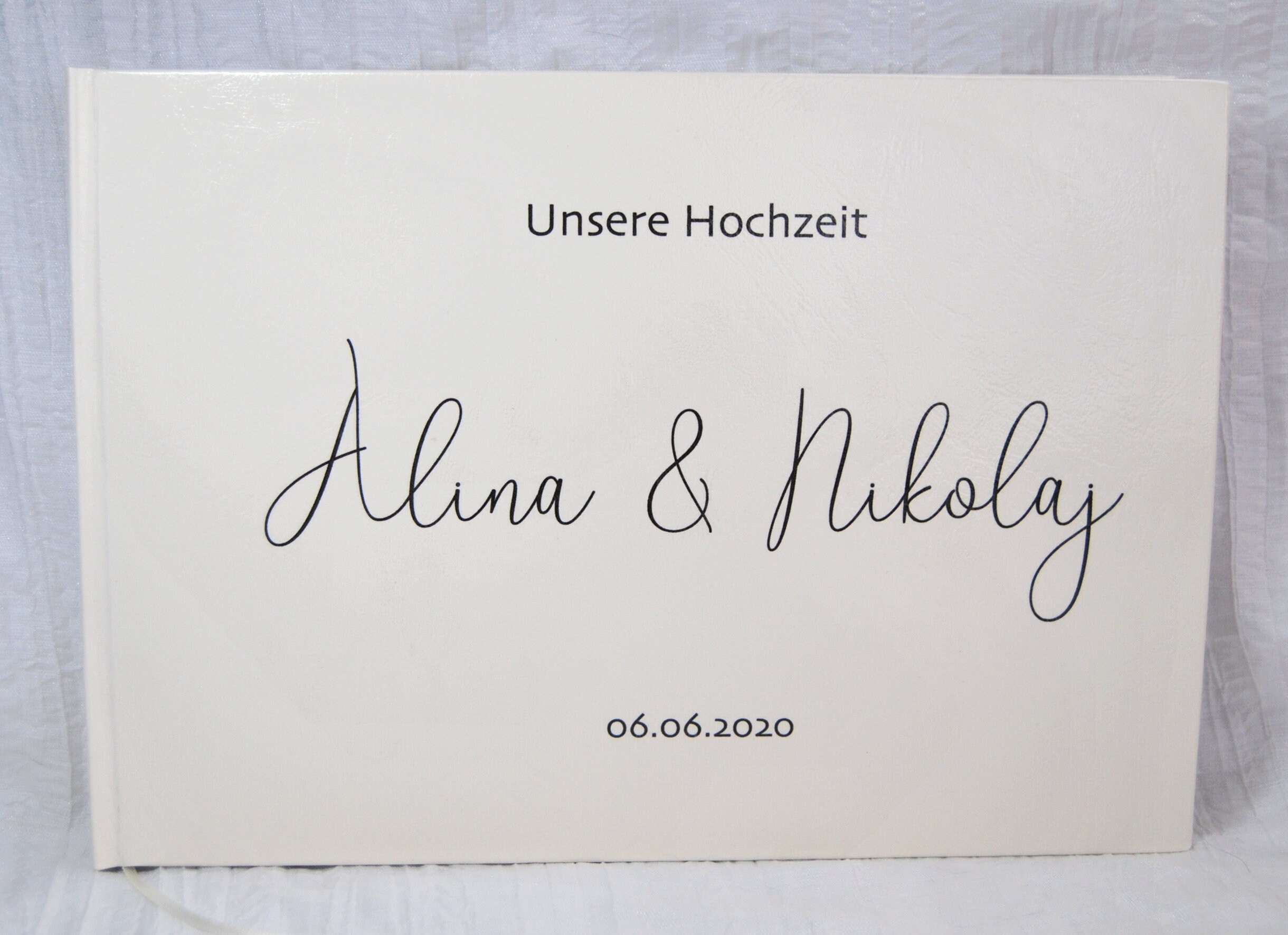 Gästebuch Hochzeit creme/weinrot mit Namen Gästebücher Gästebuch Hochzeit creme/weinrot mit Namen Gästebücher