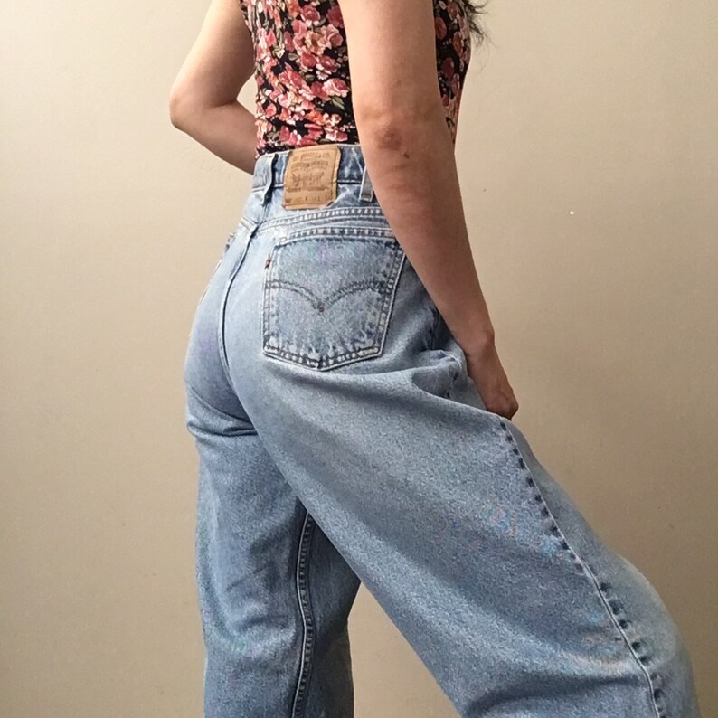 Vintage Levi\u2019s 560 orange tab high waisted mom jeans size 33 34