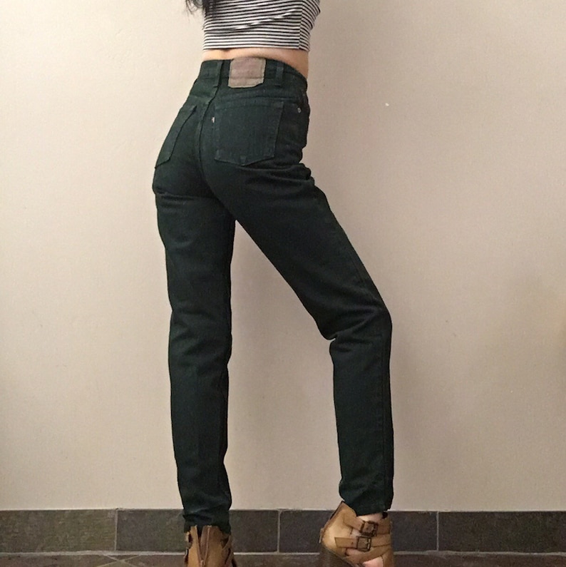 Vintage Levi\u2019s 512 forest green made in USA size 2526