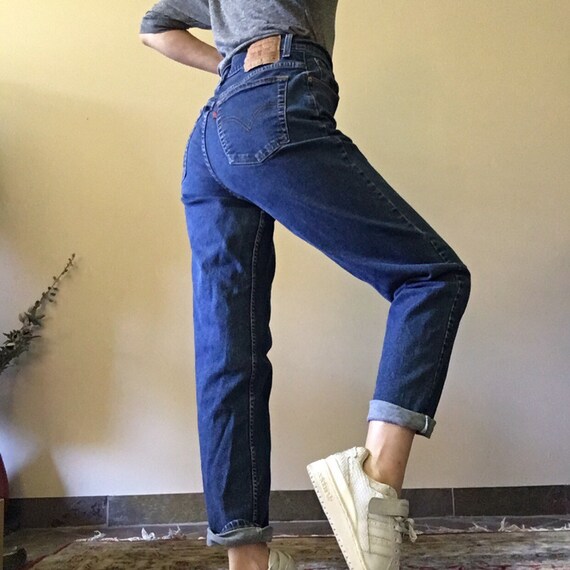 levis 550 high waisted jeans