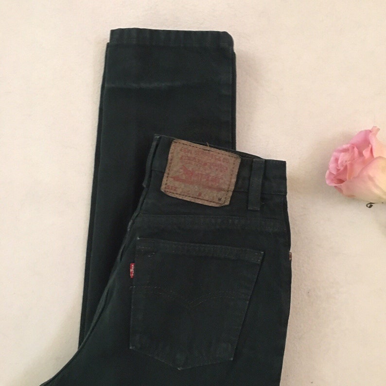 Vintage Levi\u2019s 512 forest green made in USA size 2526