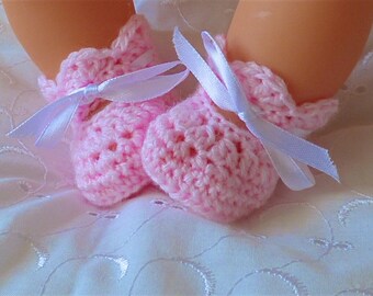 EARLY BABY 3-5LB WHITE HAND CROCHET KNITTED SHOES BOOTEES REBORN PREM BABY GIFT