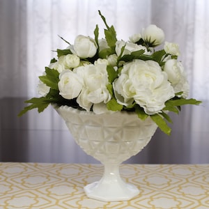 Classic White Ranunculus