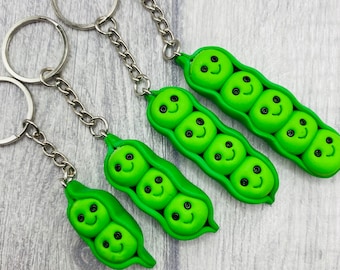 Peas in a pod keyring, key chain, Fidget Bag charm,  gardener Mothers day gift for mum from daughter, dad from son uk