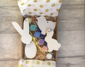Paint Your Own Easter Decorations kit, Paint Craft Activity Box, Bunny Rabbit, Chick and Egg, Easter Gift for Kids and Adults, UK