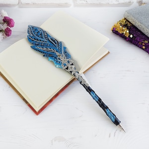 Stylo fantaisie bleu Stylo plume en cuir pailleté Stylo à bille unique fait main Cadeau stylo pour étudiant de remise des diplômes Merci cadeau stylo pour journal de l'enseignant