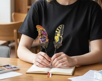 Bolígrafo negro misterioso hecho a mano. Bolígrafo único con forma de ala de mariposa. Regalo para el Día de la Madre. Bolígrafo de fantasía para profesor de biología. Bolígrafo para diario de cuero.