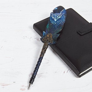 Stylo à bille hibou, cadeau d'anniversaire de hibou pour femme, stylo fantaisie plume, papeterie grimoire de sorcière, stylo magique baguette de sorcier, cadeau stylo magique artisan
