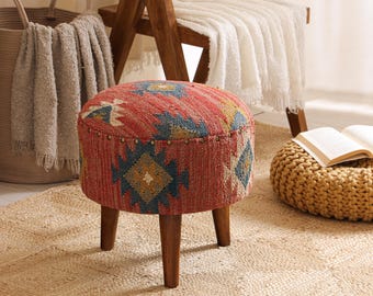 Handgewebter Kelim-Holzhocker, runder Boho-Fußhocker aus Jute im Vintage-Stil für das Wohnzimmer, kleiner Akzent-Fußhocker