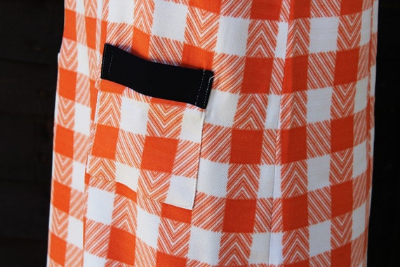 Vibrant Vintage 70s Orange & White Check Pattern … - image 3