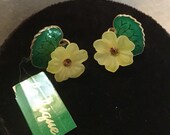 1960 39 s LALIQUE Crystal Floral YELLOW Clip-on Earrings, vintage Lalique, vintage Earrings Vintage Jewelry, Vintage Retro Crystal NOS