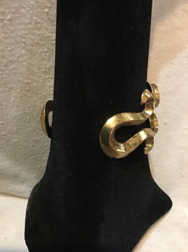 Retro Vintage Jewelry Vintage 1980/'s JEWELS BY BARBE Jade Ornate Cuff Bracelet