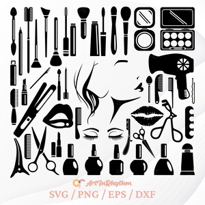 Puede incluir: Iconos en silueta en blanco y negro de herramientas de maquillaje y belleza, incluyendo pinceles, peines, lápices labiales, esmalte de uñas, un secador de pelo y un par de tijeras. Los iconos están dispuestos en un patrón aleatorio sobre un fondo blanco. El texto "Art In Rhythm" y "SVG/PNG/EPS/DXF" está en la parte inferior de la imagen.