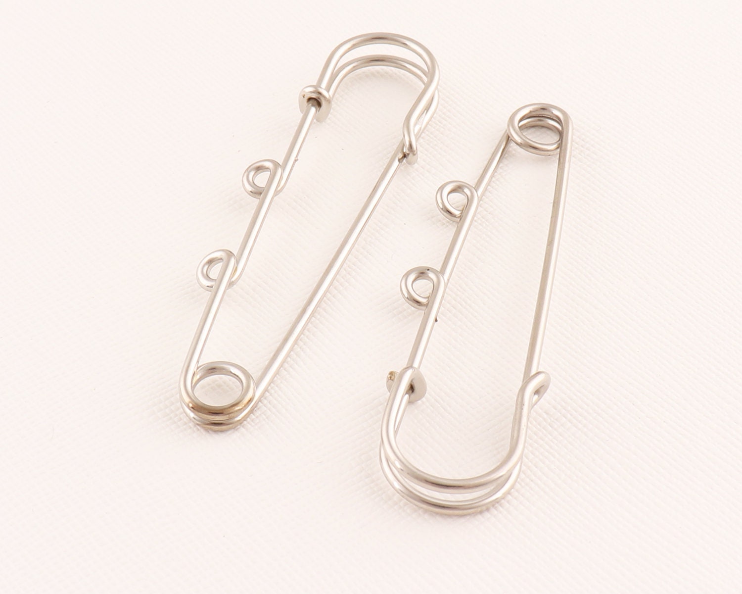 Safety Pins With Loop,brooch Pin,decorative Pins,kilt Pins With 2