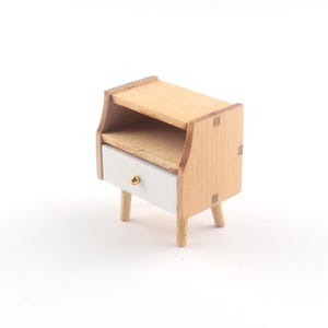 1:12 Mini Wooden dressing table, makeup table Wall Clock Toys Dollhouse Furniture Decoration Accessories Birthday Gift