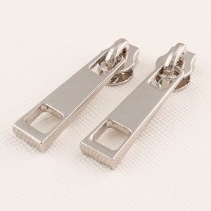 Silver Metal Zipper, 24pcs Long Pull Zipper Heads, 8mm Zipper Pull, Metal Zipper Slider,  Zipper for Clothing, Bag, Hardware Accessories