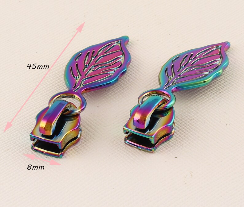 Designer Handbag With Zipper Pulls