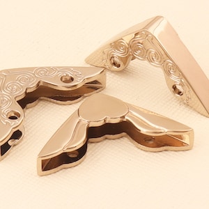 Metal Vintage Style Box Corner,Light gold wooden box corner,Protector Corner for bag DIY,Picture frame corners-31mmx22mm*12pcs
