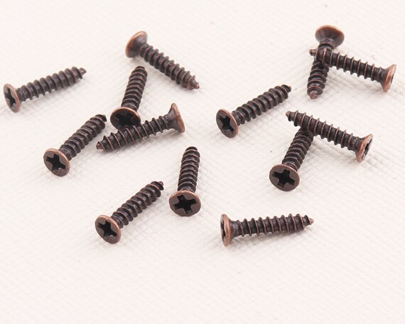 Small cheap wood screws