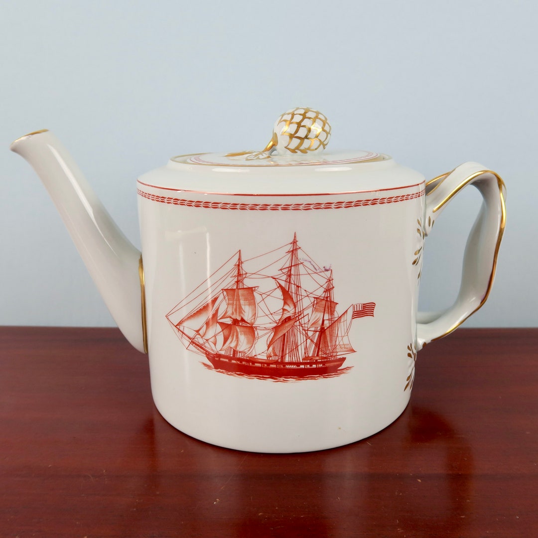 Spode Trade Winds Red Tankard Mug - Vintage Stoneware With Gold Trim, Made In England (Discontinued 1993)