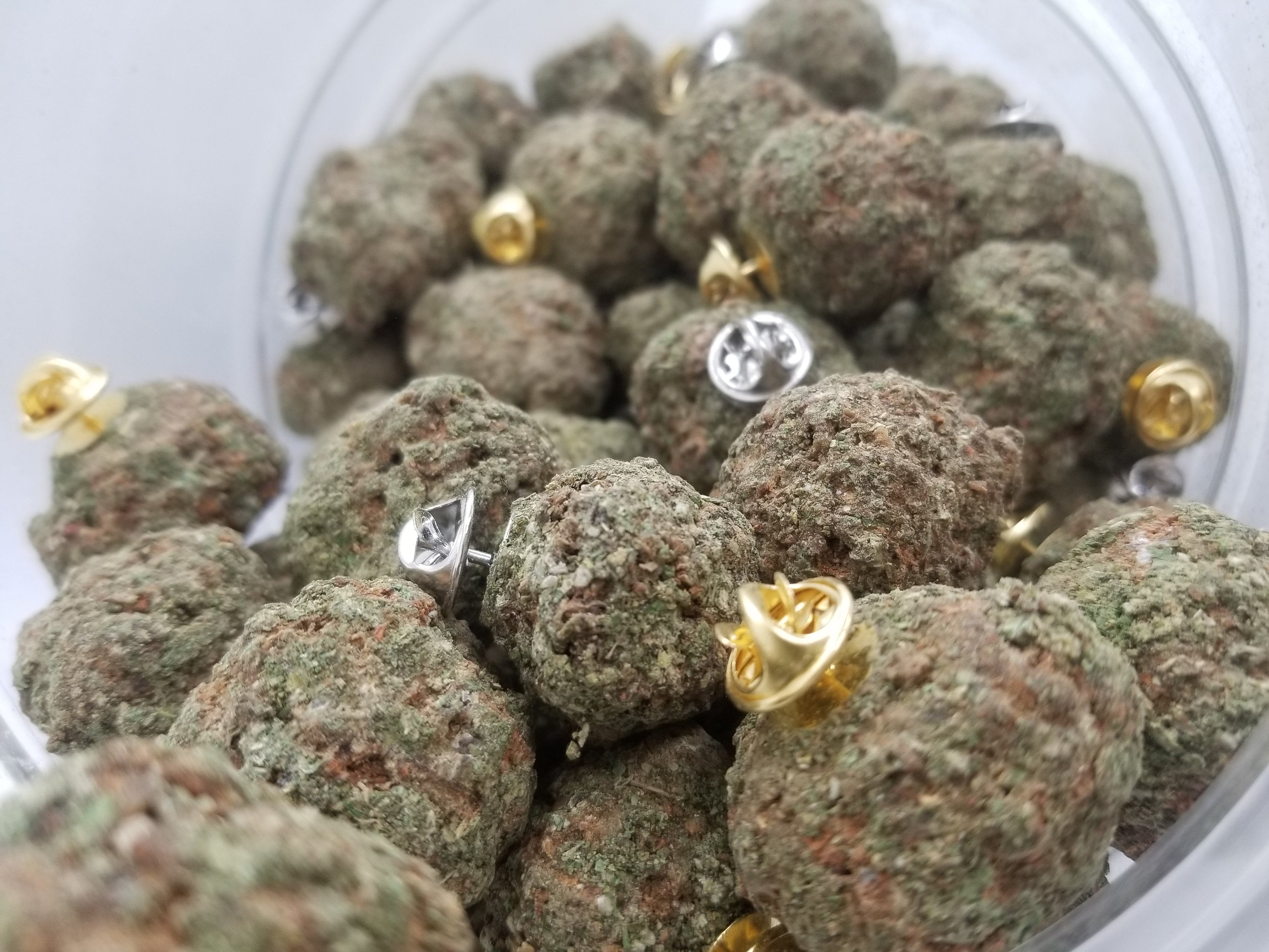 Weed hat pins - weed pin, hat pin, 420, weed, fake weed, flower bud, flower, high, stoner, 420 girl, CBD, fashion, cannabis, bud pin, charms