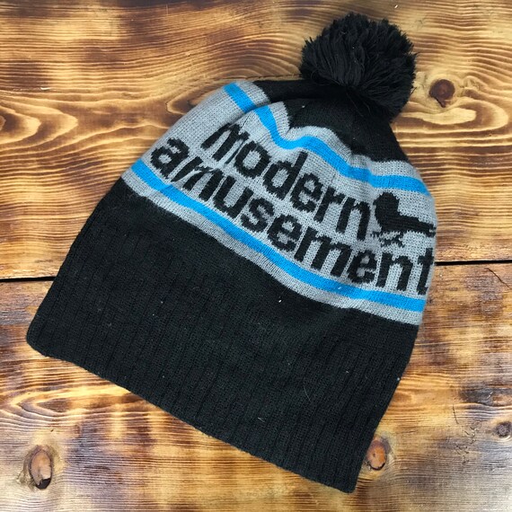 Black Beanie Pom Pom Hat 