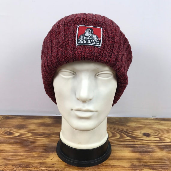 BEN DAVIS Big Logo Solid Maroon Beanie 